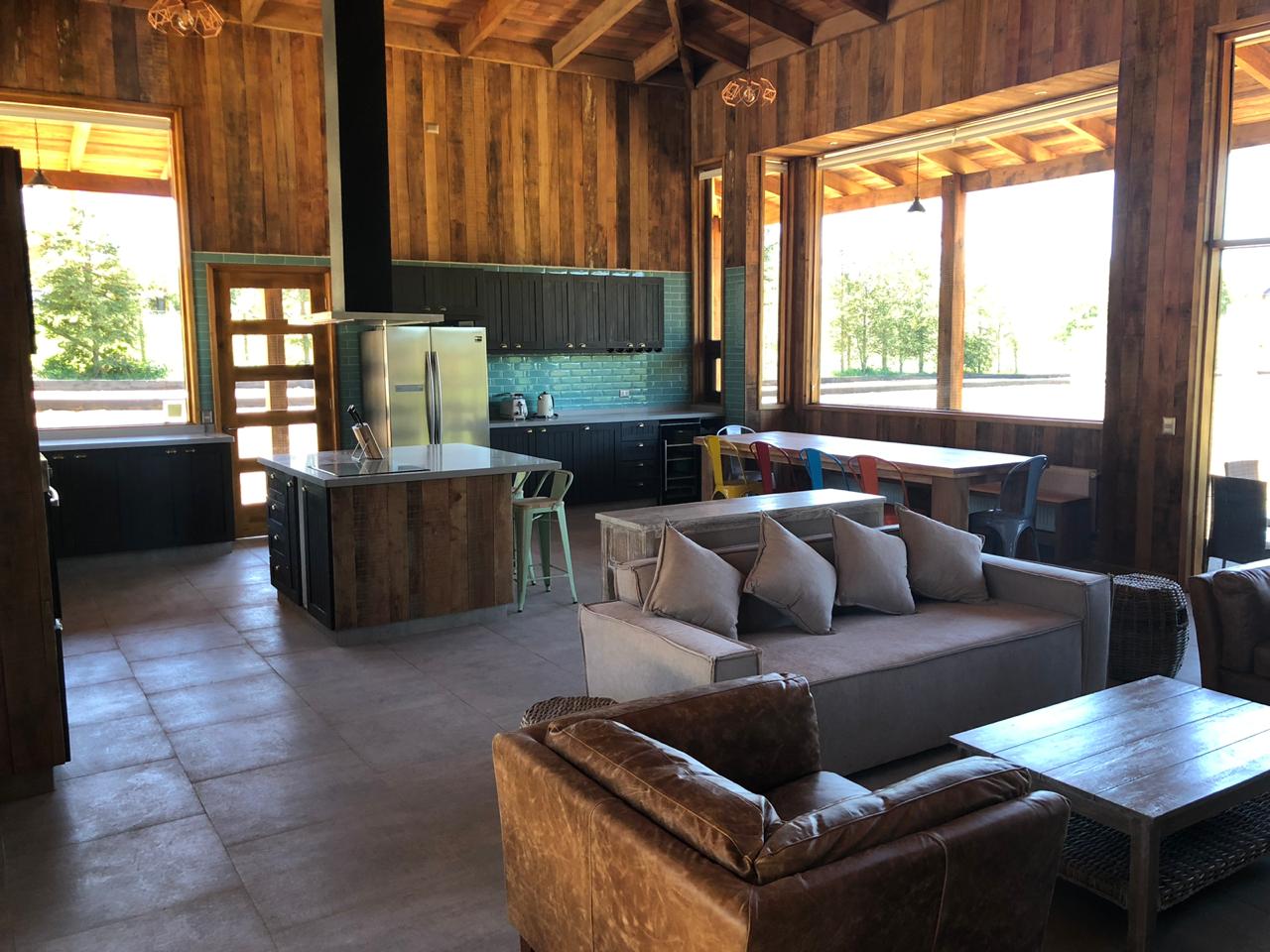 PHOTO-2019-06-08-16-43-06